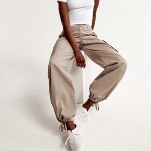 Baggy lightweight cargo pants